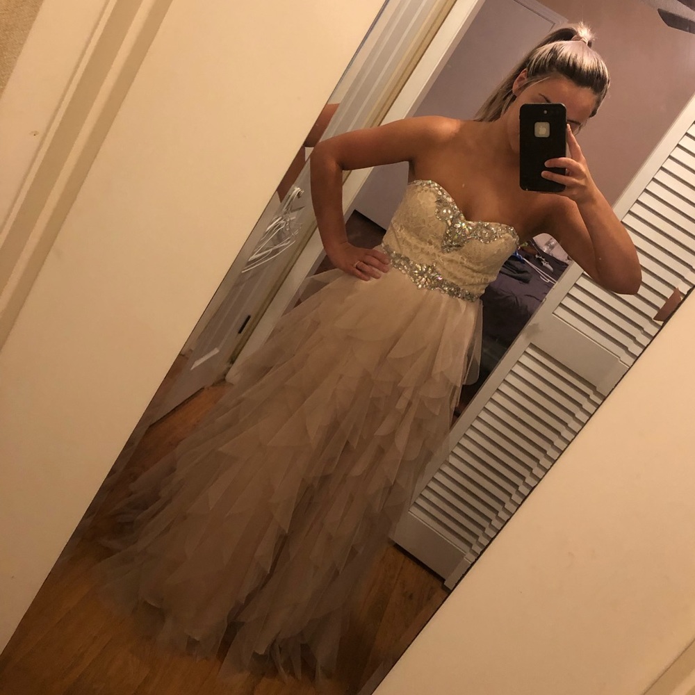 Prom dress